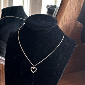 Delicate gold heart necklace! HOT AUGUST DEAL!